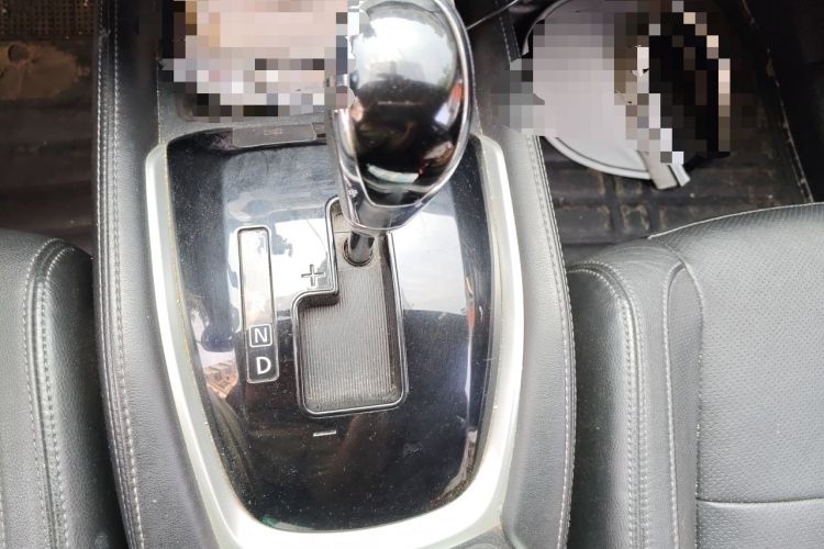 Used Nissan X-Trail 2017 2.0L CVT Comfort Edition 2WD Gear Lever