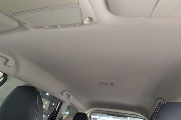 Used Nissan X-Trail 2017 2.0L CVT Fashion Edition 2WD Headliner