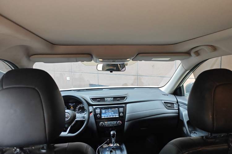 Used Nissan X-Trail 2017 2.0L CVT Comfort Edition 2WD Headliner