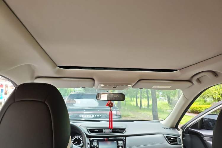 Used Nissan X-Trail 2017 2.0L CVT Comfort Edition 2WD Headliner