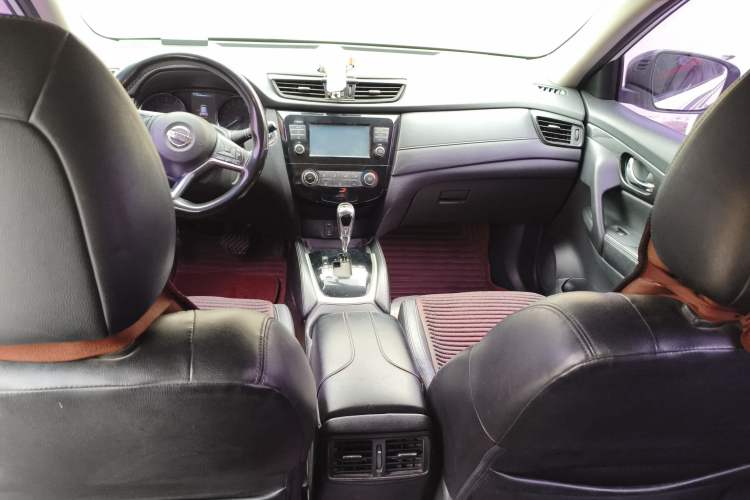 Used Nissan X-Trail 2017 2.0L CVT Comfort Edition 2WD Headliner