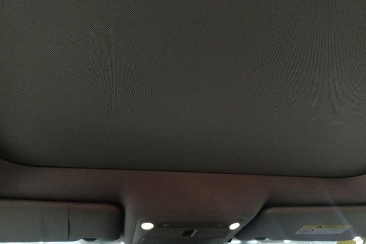 Used Nissan X-Trail 2017 2.0L CVT Comfort Edition 2WD Headliner