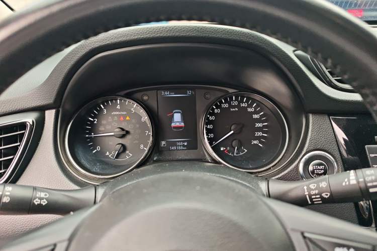 Used Nissan X-Trail 2017 2.5L CVT Luxury Edition 4WD Instrument Cluster