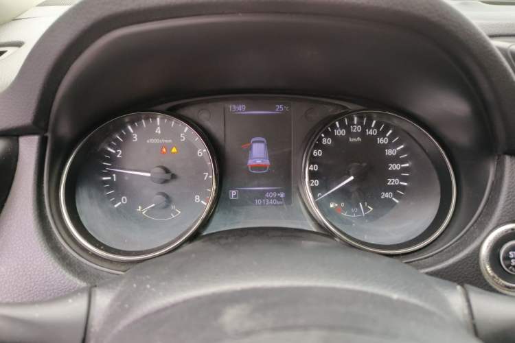 Used Nissan X-Trail 2017 2.0L CVT Comfort Edition 2WD Instrument Cluster