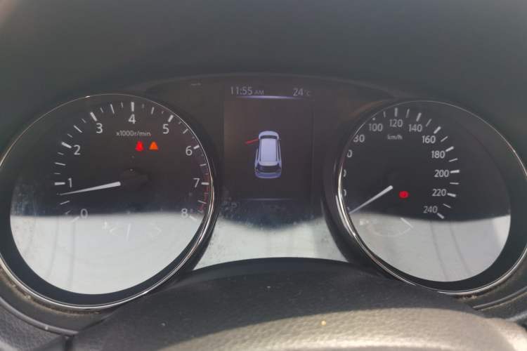 Used Nissan X-Trail 2017 2.5L CVT Luxury Edition 4WD Instrument Cluster