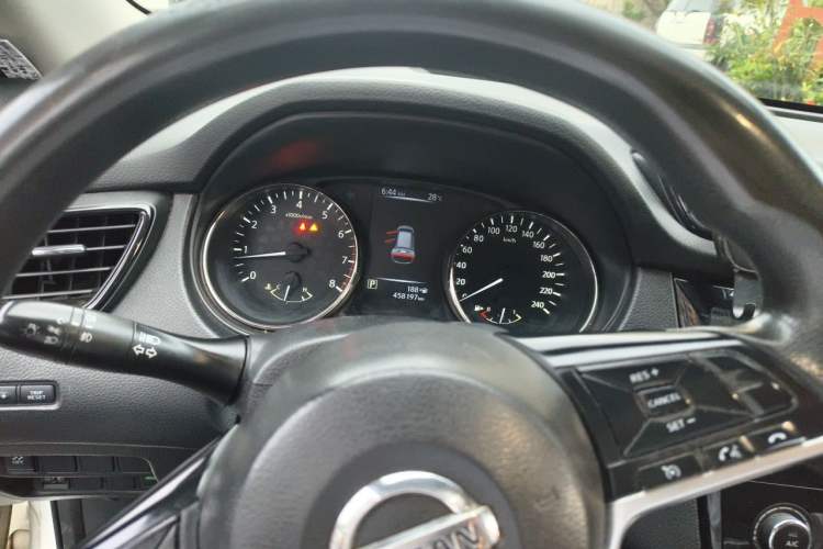 Used Nissan X-Trail 2017 2.0L CVT Comfort Edition 2WD Instrument Cluster