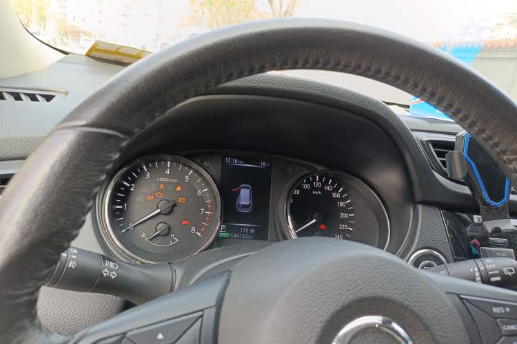 Used Nissan X-Trail 2017 2.5L CVT Luxury Edition 4WD Instrument Cluster