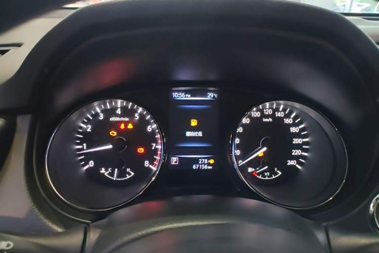 Used Nissan X-Trail 2017 2.0L CVT 7-Seater Comfort Edition 2WD Instrument Cluster