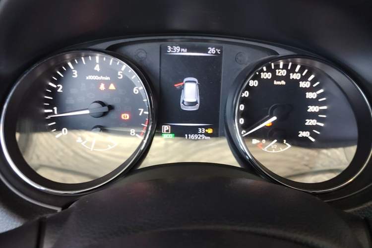 Used Nissan X-Trail 2017 2.0L CVT 7-Seater Comfort Edition 2WD Instrument Cluster