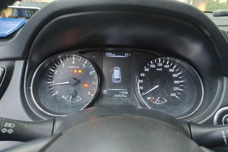 Used Nissan X-Trail 2017 2.0L CVT Comfort Edition 2WD Instrument Cluster