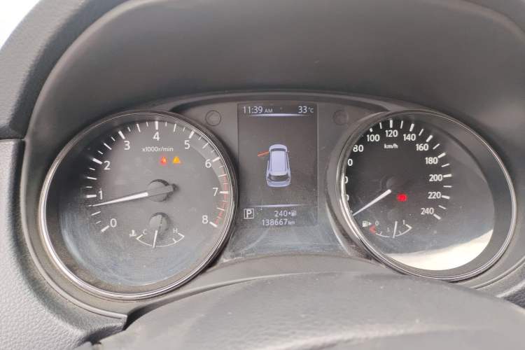Used Nissan X-Trail 2017 2.5L CVT Luxury Edition 4WD Instrument Cluster