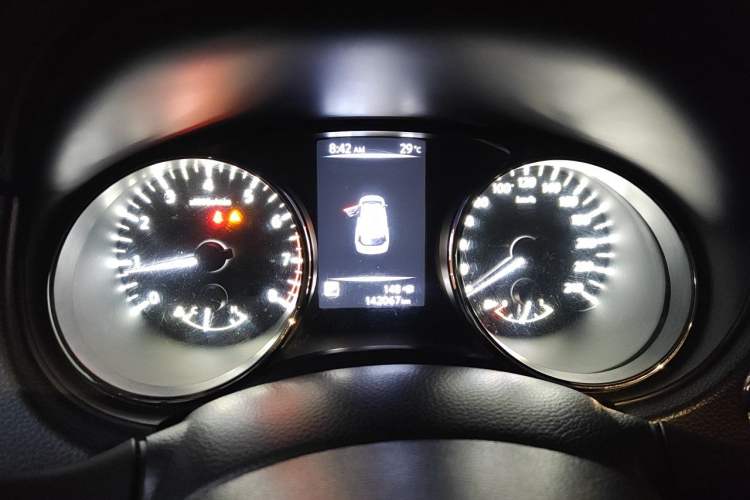 Used Nissan X-Trail 2017 2.0L CVT Comfort Edition 2WD Instrument Cluster