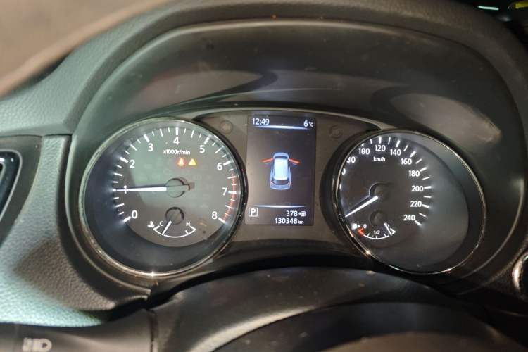 Used Nissan X-Trail 2017 2.0L CVT 7-Seater Comfort Edition 2WD Instrument Cluster