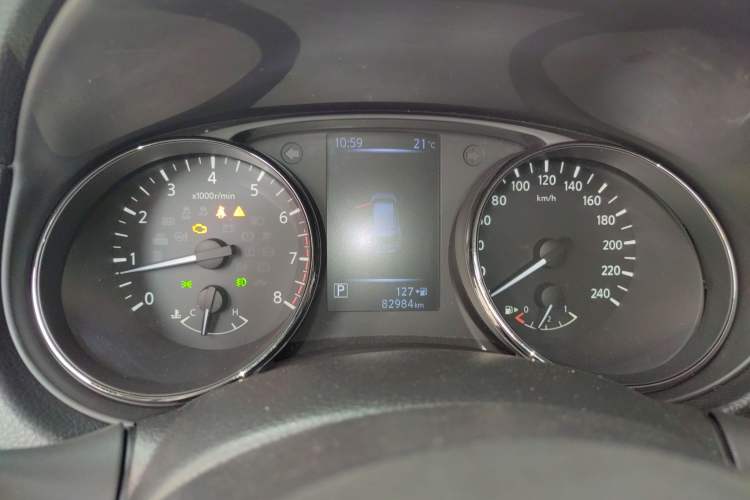 Used Nissan X-Trail 2017 2.0L CVT Fashion Edition 2WD Instrument Cluster