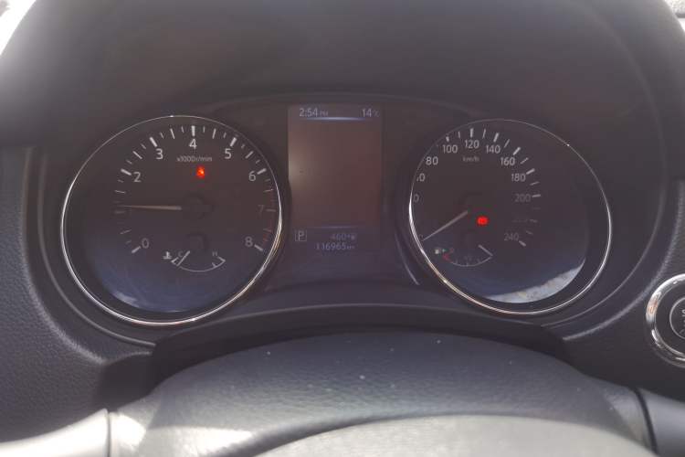 Used Nissan X-Trail 2017 2.5L CVT Leading Edition 4WD Instrument Cluster