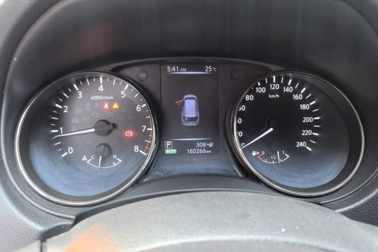 Used Nissan X-Trail 2017 2.0L CVT Comfort Edition 2WD Instrument Cluster