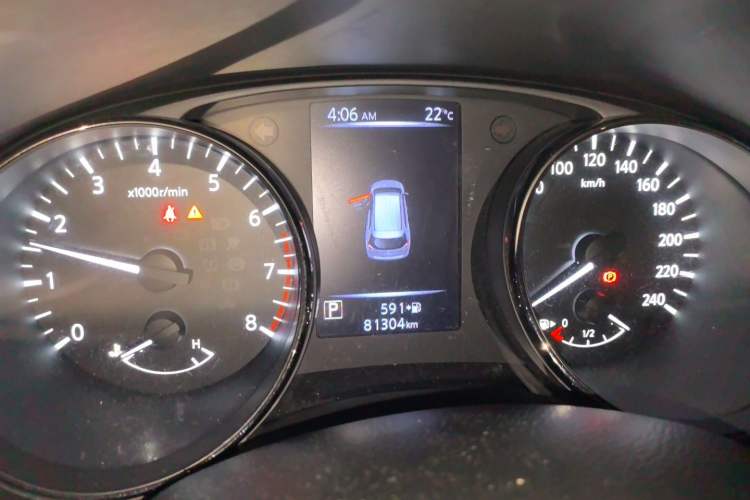 Used Nissan X-Trail 2017 2.5L CVT 7-Seater Leading Edition 4WD Instrument Cluster