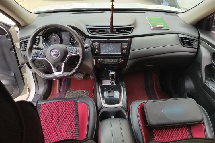 Used Nissan X-Trail 2017 2.0L CVT Comfort Edition 2WD Interior 2