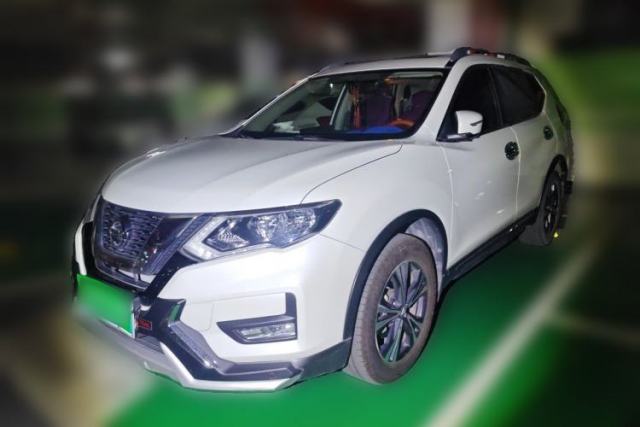 Used Nissan X-Trail 2017 2.5L CVT Leading Edition 4WD