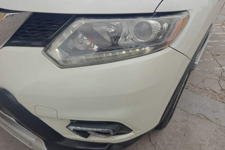 Used Nissan X-Trail 2017 2.0L Manual Classic Edition 2WD Left Front Headlight