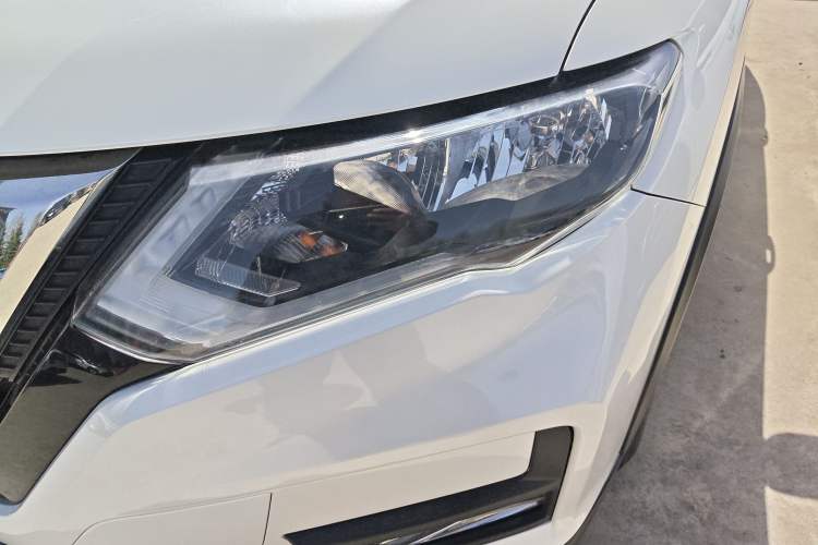 Used Nissan X-Trail 2017 2.0L CVT Comfort Edition 2WD Left Front Headlight
