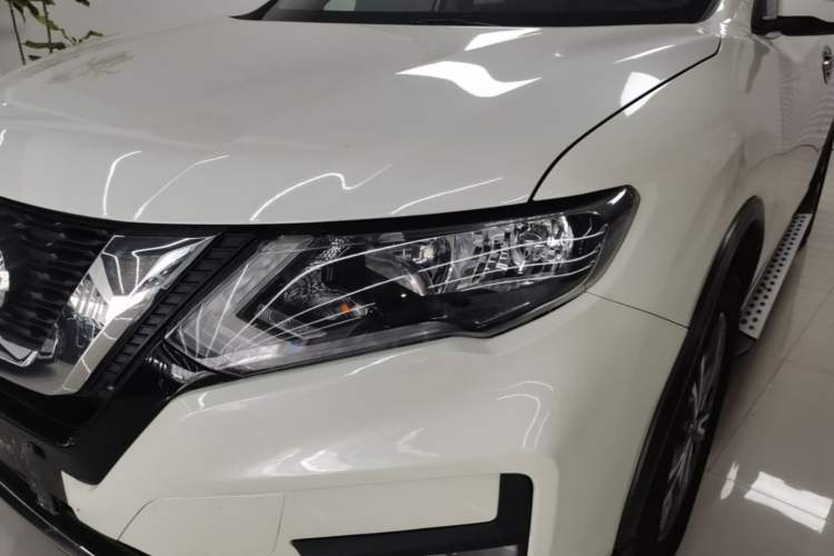 Used Nissan X-Trail 2017 2.5L CVT Luxury Edition 4WD Left Front Headlight