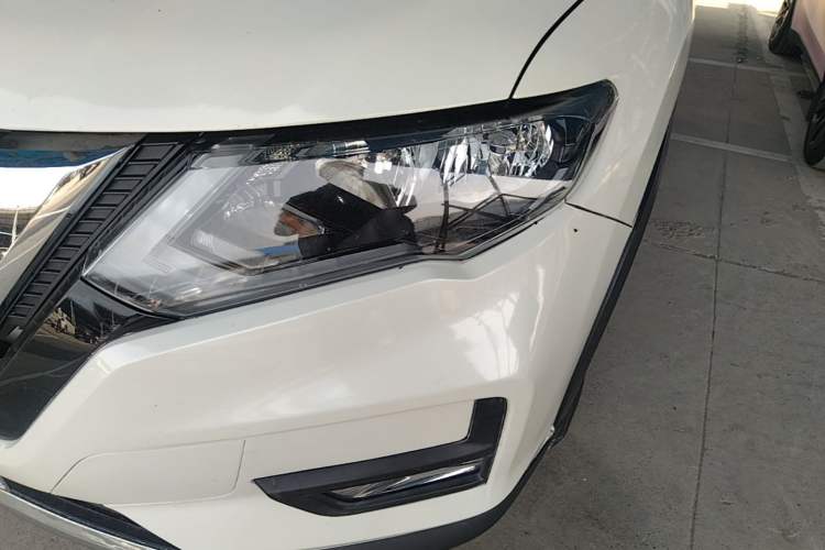 Used Nissan X-Trail 2017 2.0L CVT 7-Seater Comfort Edition 2WD Left Front Headlight