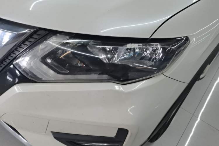 Used Nissan X-Trail 2017 2.0L CVT Comfort Edition 2WD Left Front Headlight