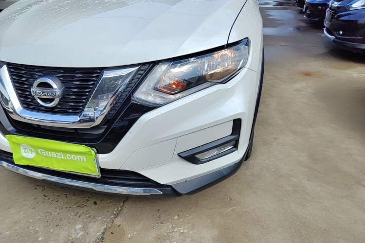 Used Nissan X-Trail 2017 2.5L CVT Luxury Edition 4WD Left Front Headlight