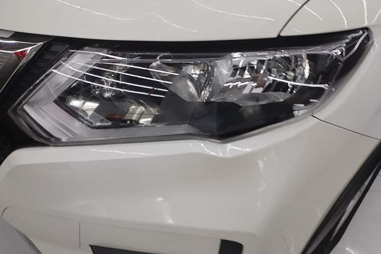 Used Nissan X-Trail 2017 2.0L CVT Comfort Edition 2WD Left Front Headlight