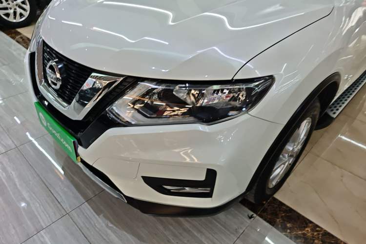 Used Nissan X-Trail 2017 2.0L CVT Comfort Edition 2WD Left Front Headlight
