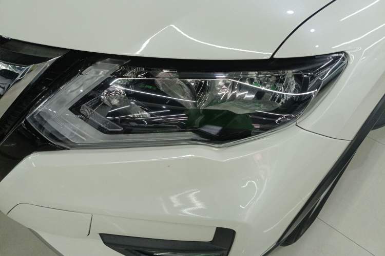 Used Nissan X-Trail 2017 2.0L CVT Comfort Edition 2WD Left Front Headlight