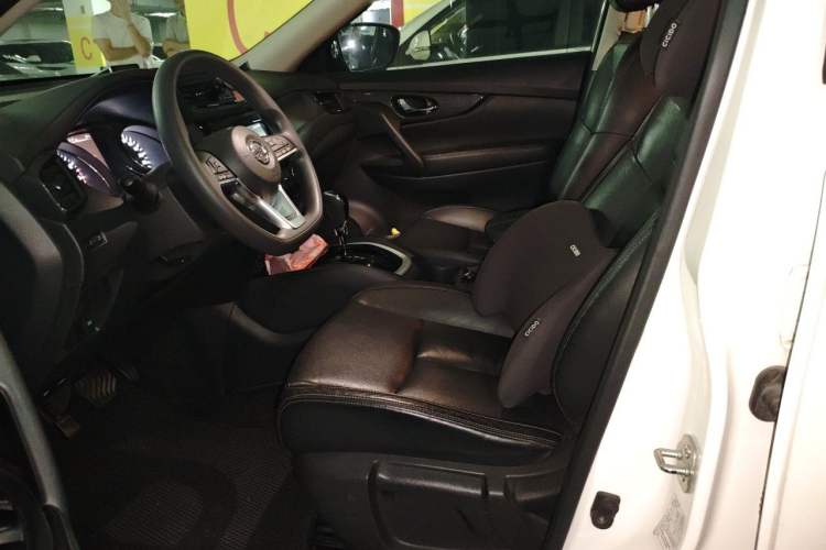 Used Nissan X-Trail 2017 2.0L CVT Comfort Edition 2WD Left Front Seat