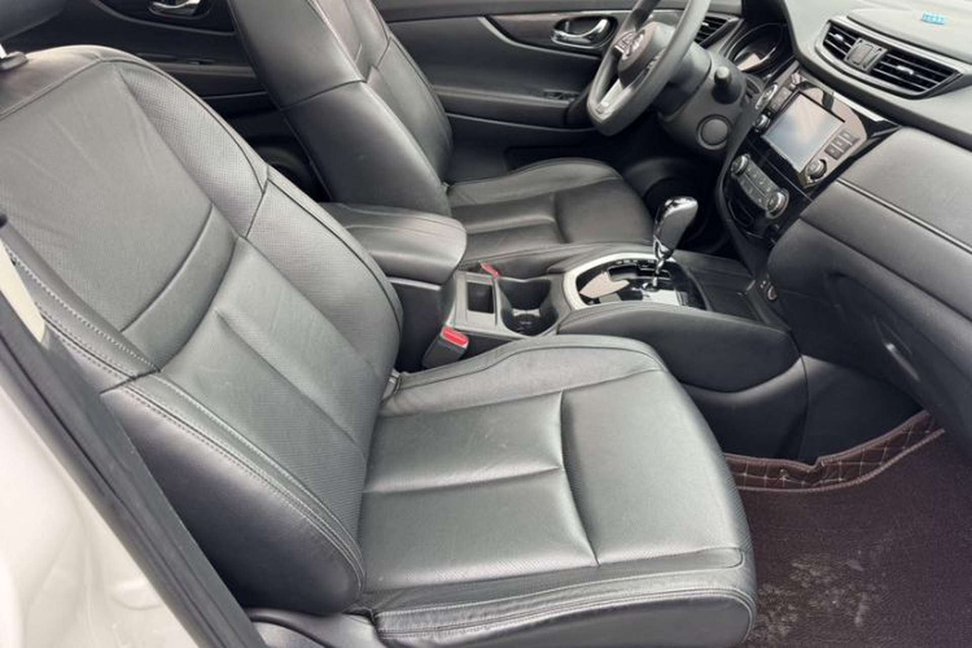 Used Nissan X-Trail 2017 2.0L CVT Comfort Edition 2WD Left Front Seat