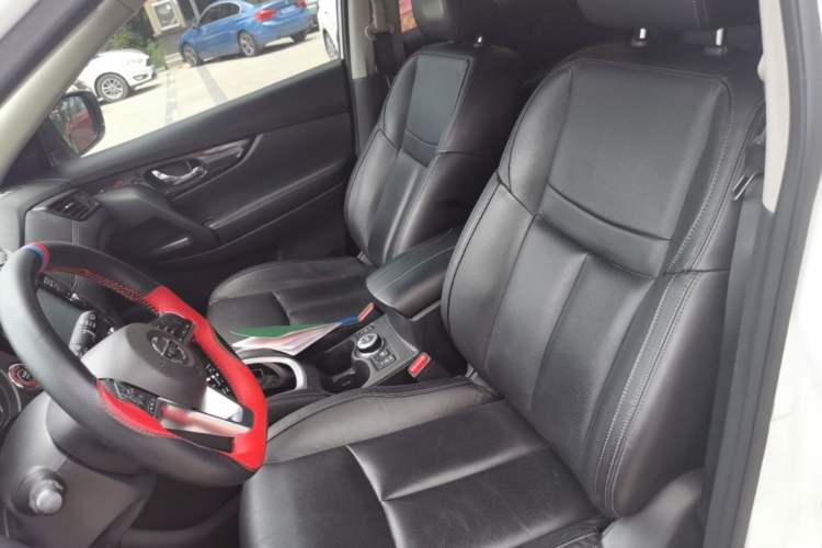 Used Nissan X-Trail 2017 2.5L CVT Luxury Edition 4WD Left Front Seat