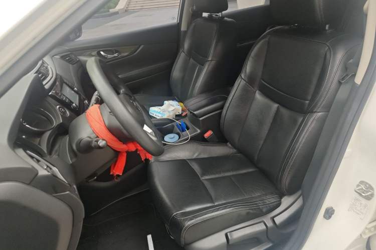 Used Nissan X-Trail 2017 2.0L CVT Comfort Edition 2WD Left Front Seat