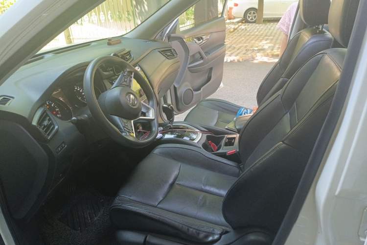 Used Nissan X-Trail 2017 2.0L CVT Comfort Edition 2WD Left Front Seat