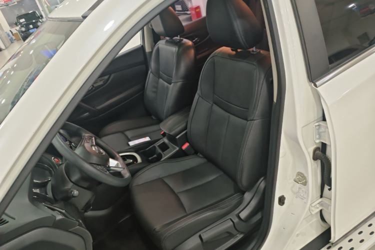 Used Nissan X-Trail 2017 2.0L CVT Comfort Edition 2WD Left Front Seat