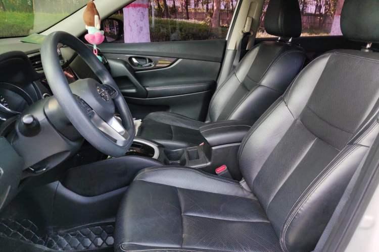 Used Nissan X-Trail 2017 2.0L CVT Comfort Edition 2WD Left Front Seat