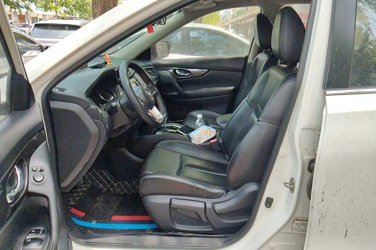 Used Nissan X-Trail 2017 2.0L CVT Comfort Edition 2WD Left Front Seat