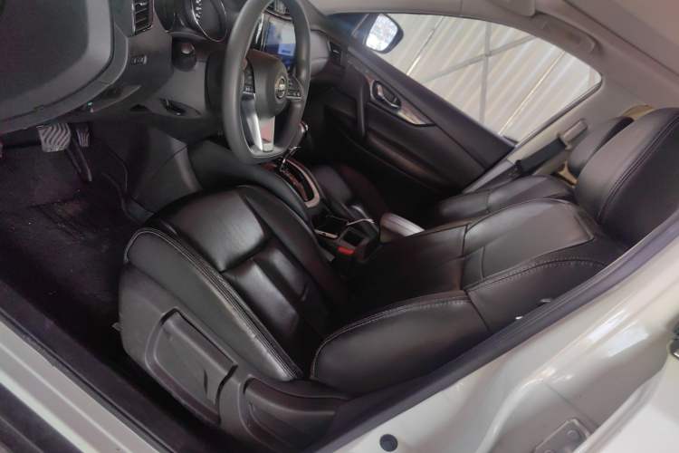 Used Nissan X-Trail 2017 2.0L CVT Comfort Edition 2WD Left Front Seat