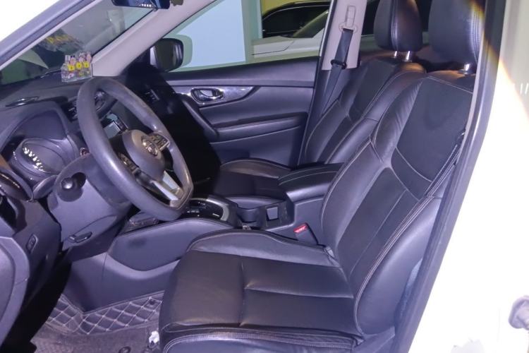 Used Nissan X-Trail 2017 2.0L CVT Comfort Edition 2WD Left Front Seat