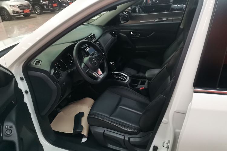 Used Nissan X-Trail 2017 2.0L CVT Comfort Edition 2WD Left Front Seat