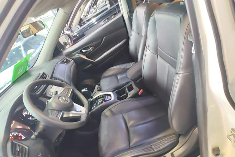 Used Nissan X-Trail 2017 2.0L CVT 7-Seater Comfort Edition 2WD Left Front Seat