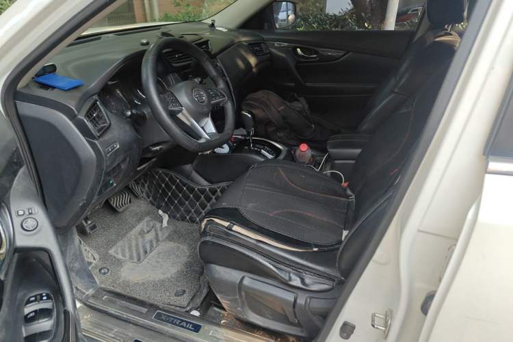 Used Nissan X-Trail 2017 2.0L CVT Comfort Edition 2WD Left Front Seat
