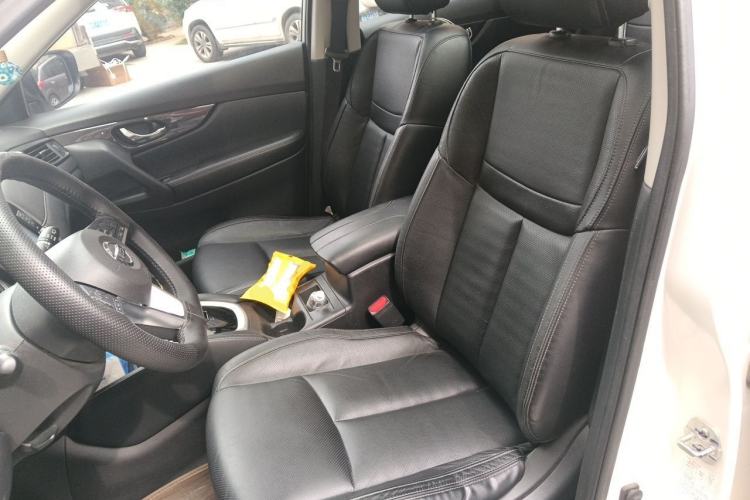 Used Nissan X-Trail 2017 2.0L CVT Comfort Edition 2WD Left Front Seat
