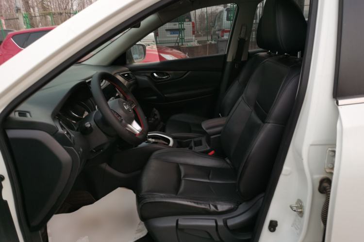 Used Nissan X-Trail 2017 2.0L CVT Comfort Edition 2WD Left Front Seat