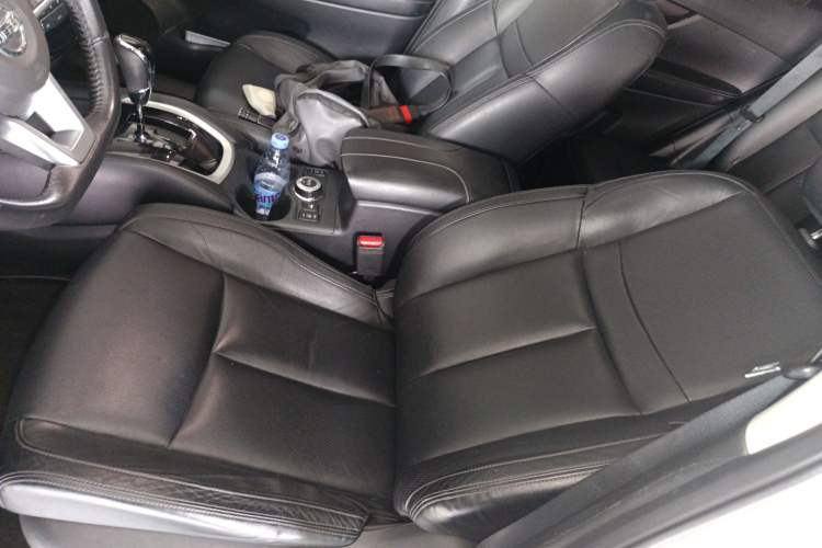 Used Nissan X-Trail 2017 2.5L CVT Luxury Edition 4WD Left Front Seat
