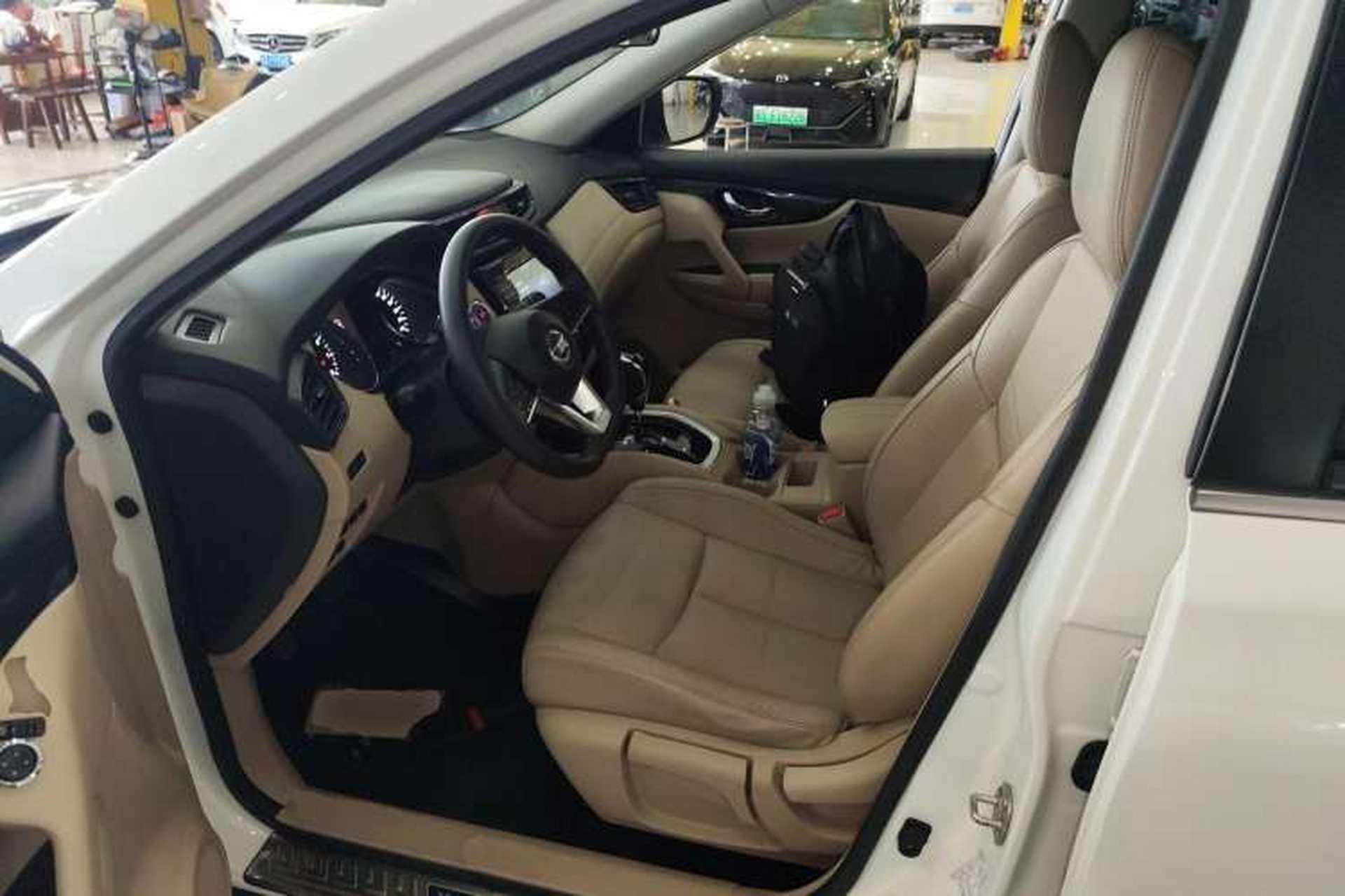 Used Nissan X-Trail 2017 2.0L CVT Comfort Edition 2WD Left Front Seat