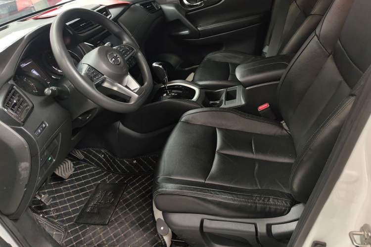 Used Nissan X-Trail 2017 2.0L CVT Comfort Edition 2WD Left Front Seat